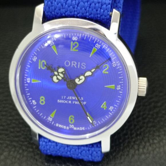 Vintage 1981 Oris Manual Mens Silver Watch W/Nato Strap & Blue accents - Picture 3 of 9